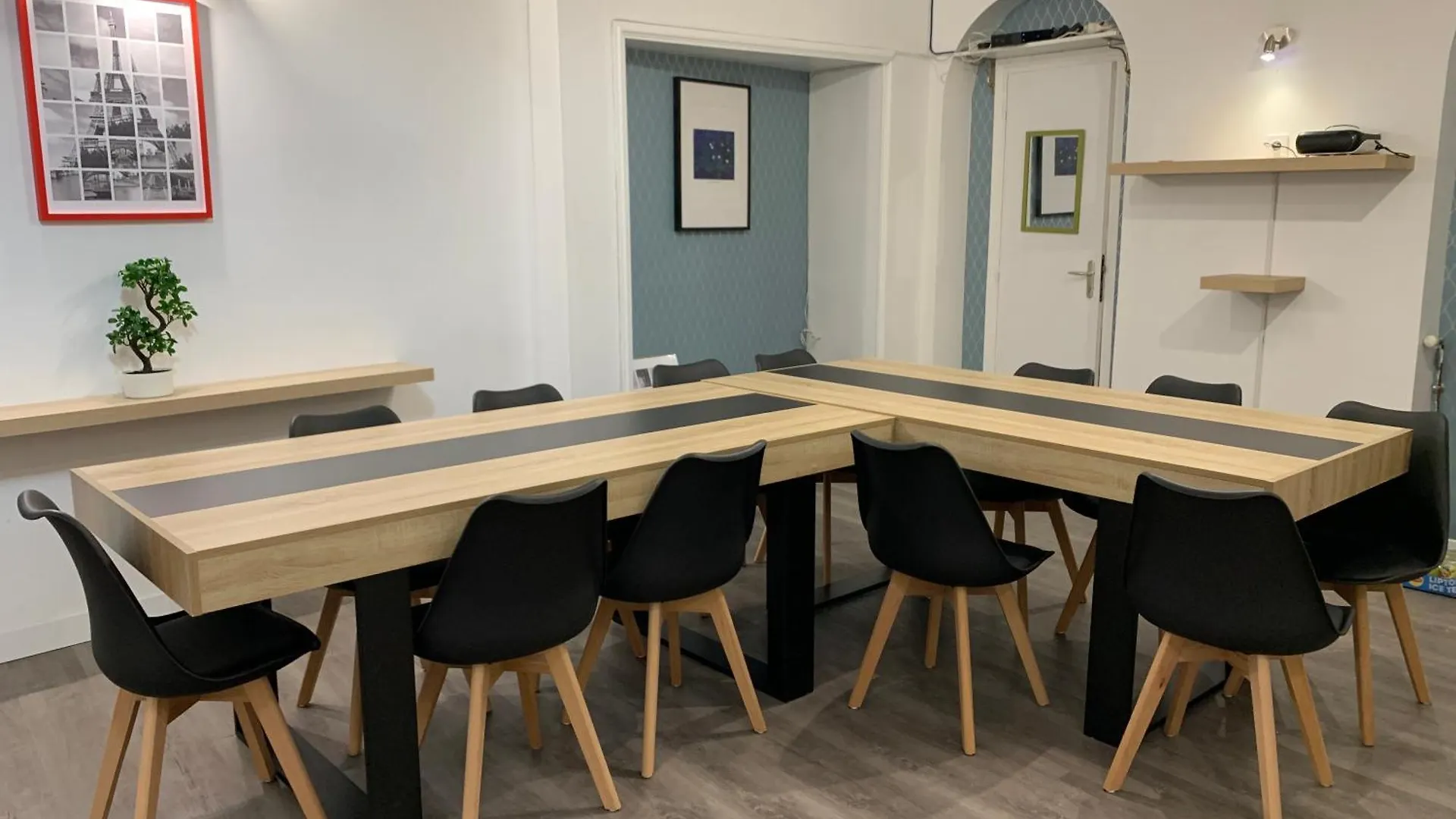Hotel Alyss Saphir Cambronne Eiffel 3*