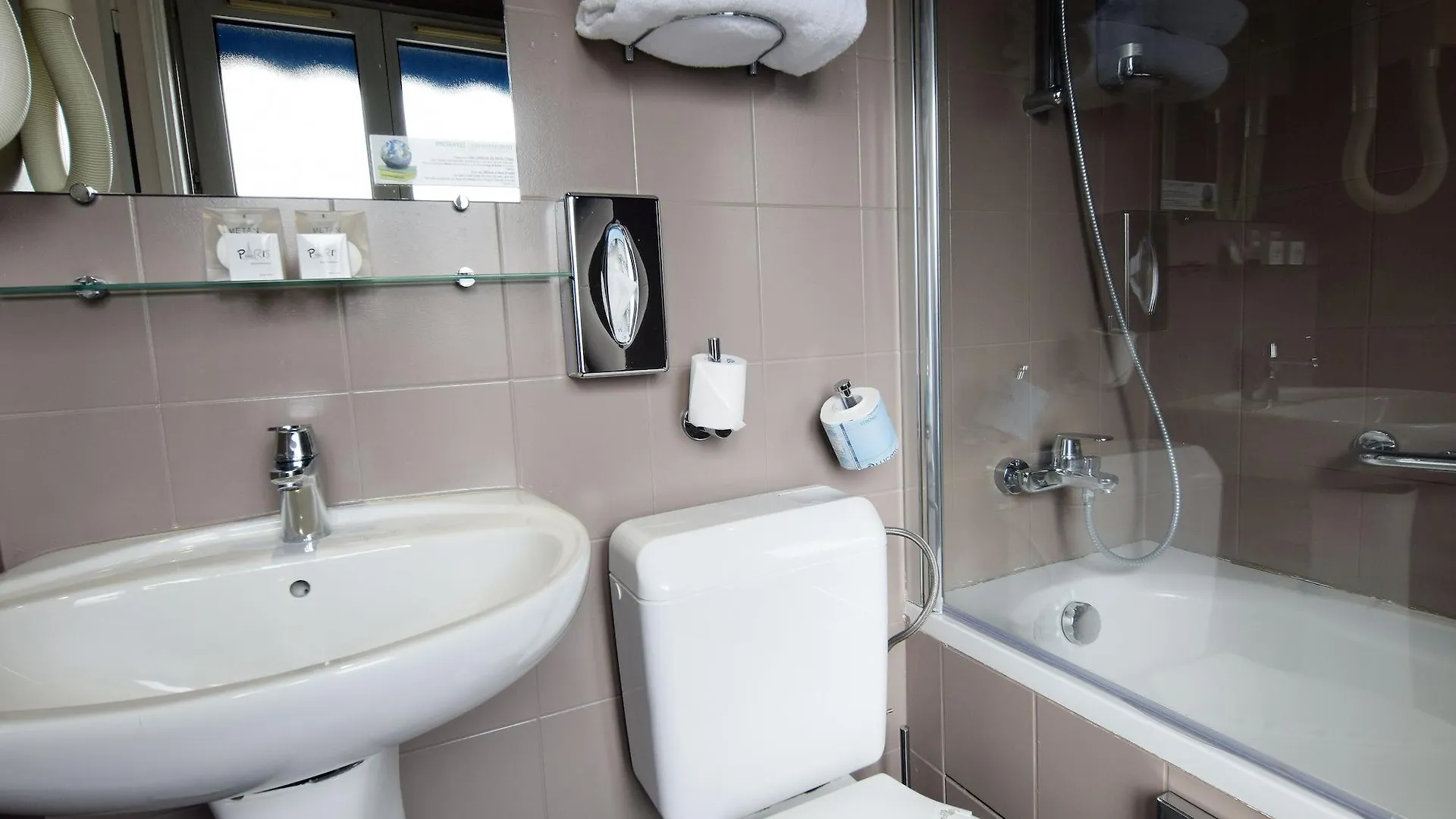 Alyss Saphir Cambronne Eiffel Отель 3*
