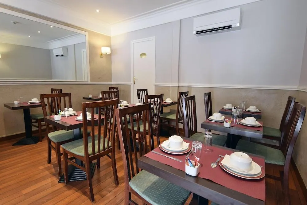 Otel Alyss Saphir Cambronne Eiffel