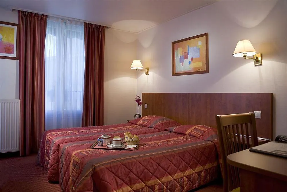 מלון Alyss Saphir Cambronne Eiffel 3*